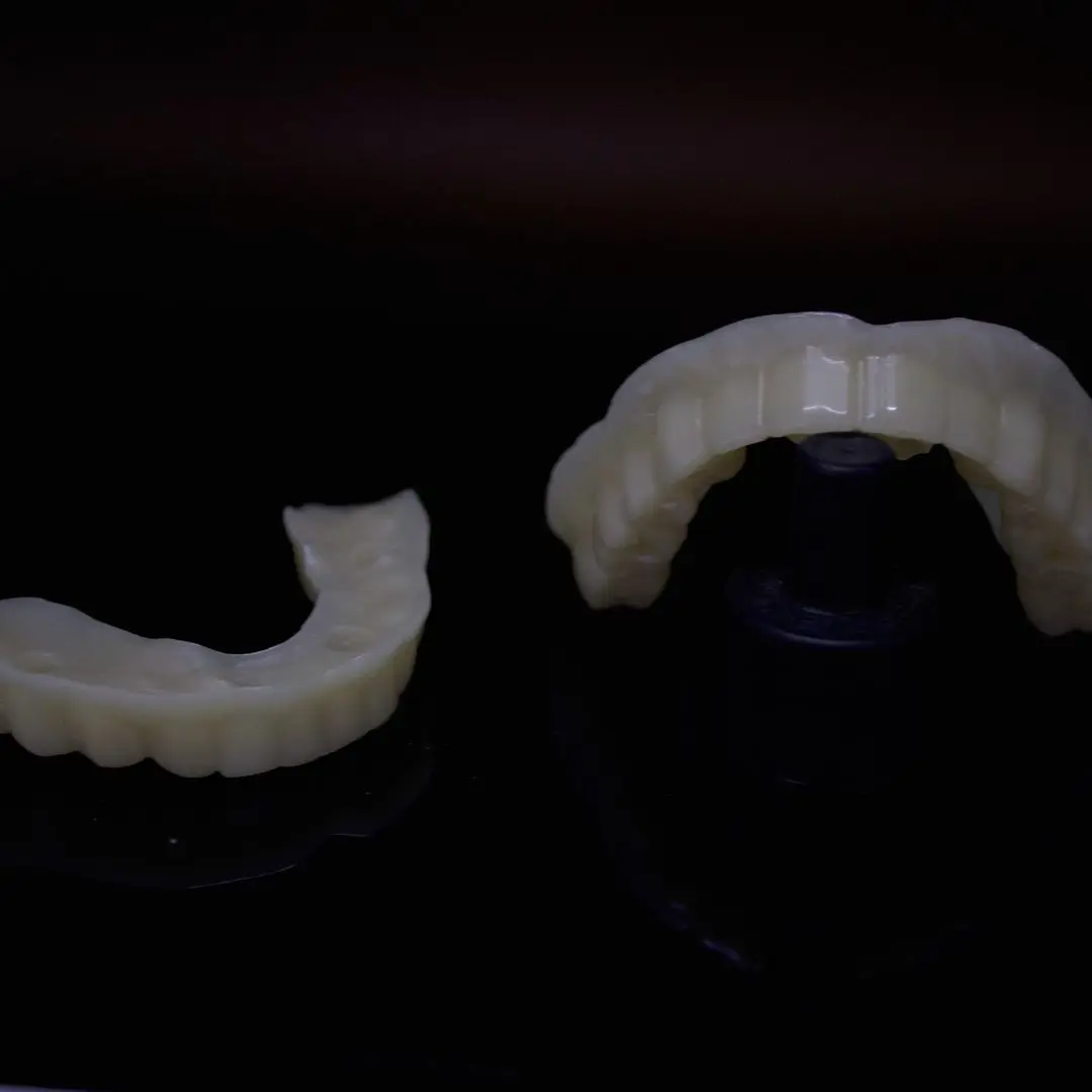 Prueba estética en PMMA multicapa para caso All-on-4